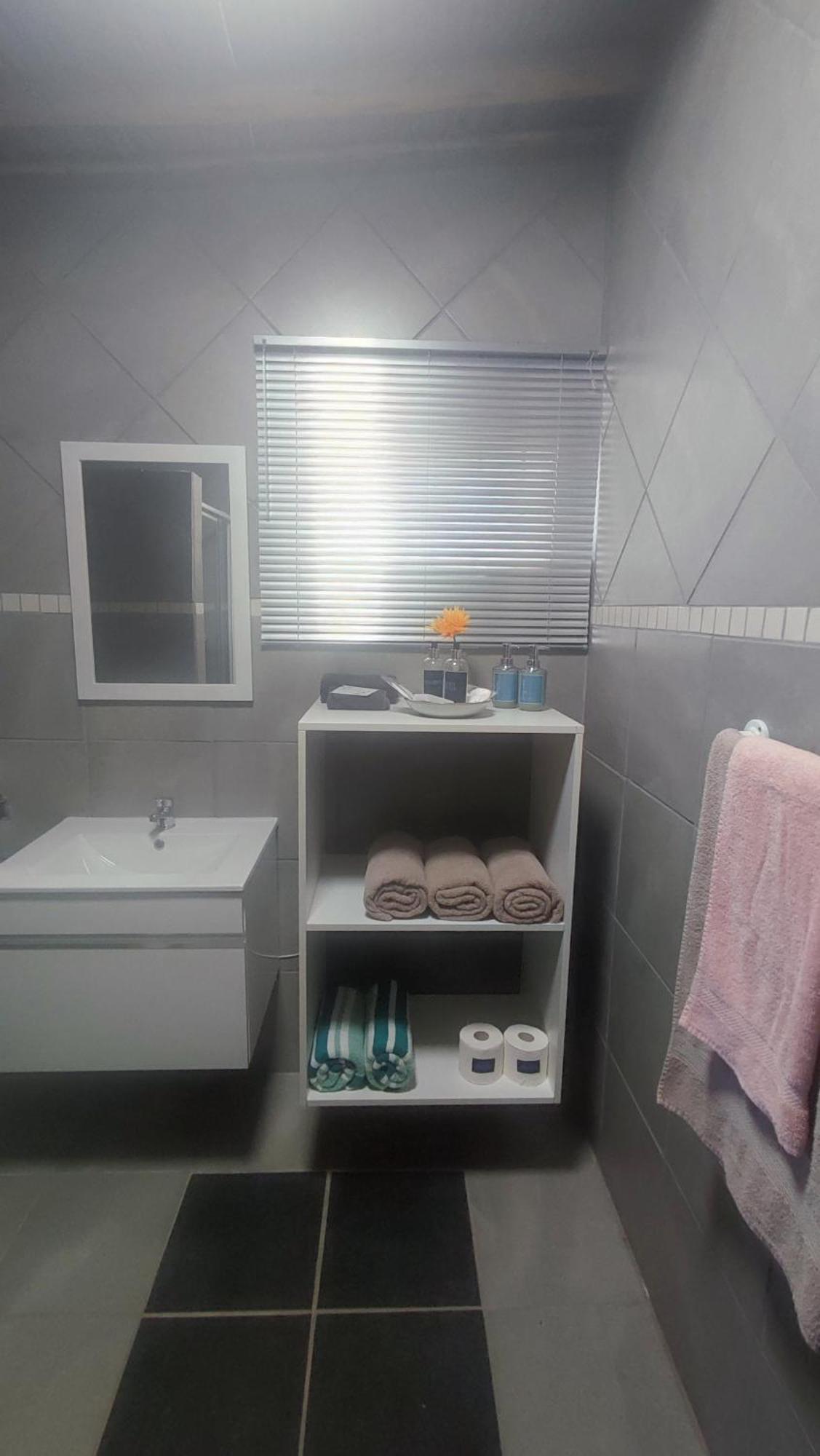 Tafelkop Keisie Self Catering Cottage มอนตากู ภายนอก รูปภาพ